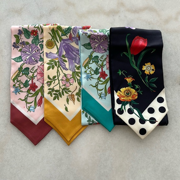 Gucci Silk Twill Scarf Flora Print - Black - Picture 1 of 5